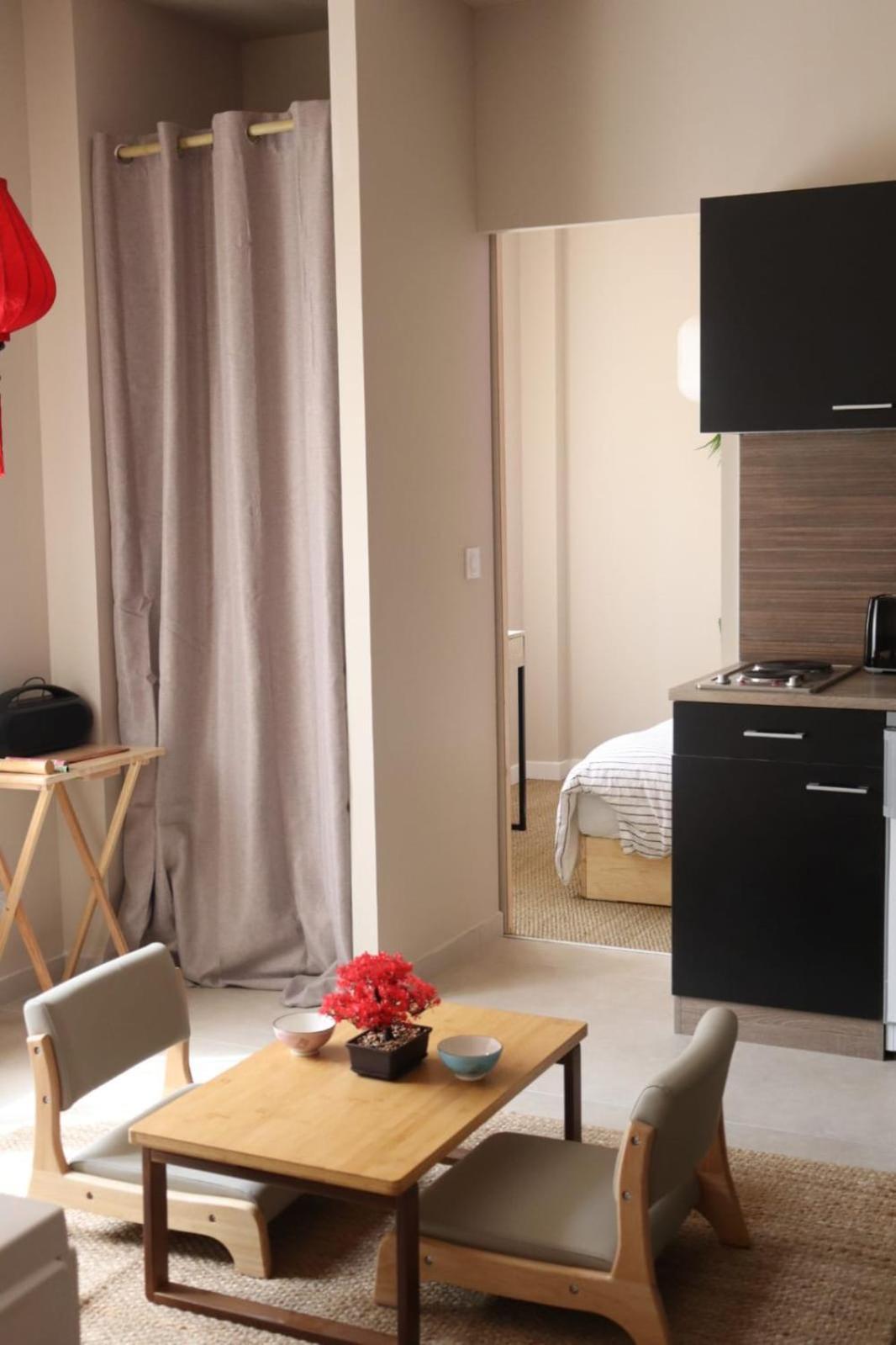 Loveroom Japon Avec Balneotherapie Toulon Exterior photo
